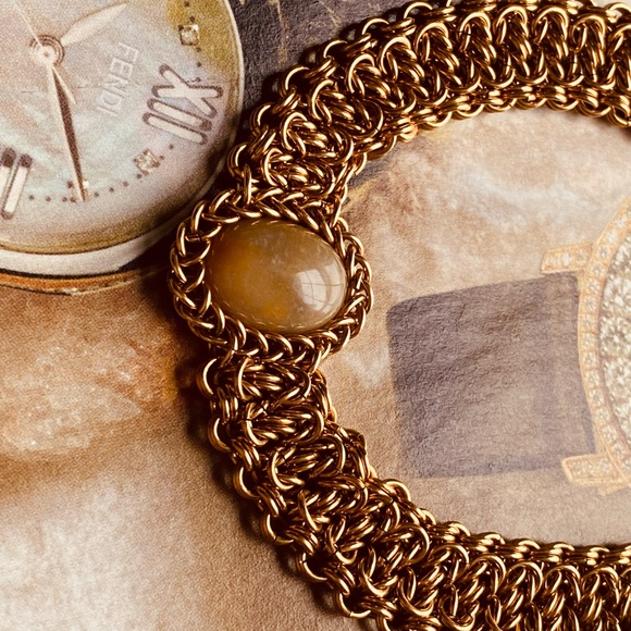 Meet your Posher, Izziedora - Picture 3 of 4